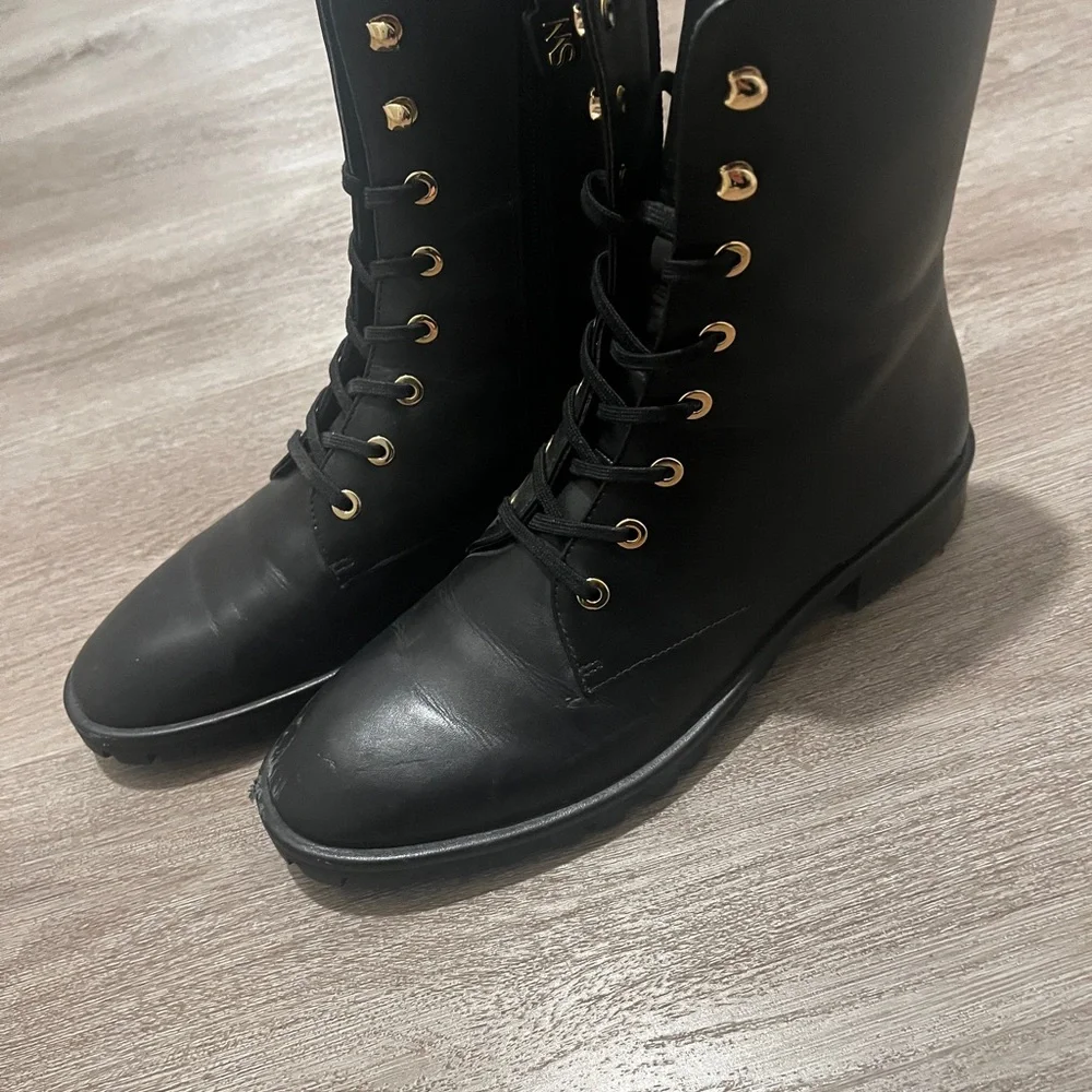 Stuart Weitzman Black lace up boots size 6.5 - Picture 2 of 7
